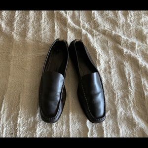 Brown butter Gucci driving loafer
